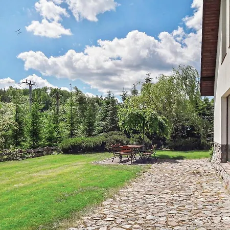 בית נופש Four-bedroom In *