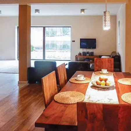 Amazing In With Kitchen